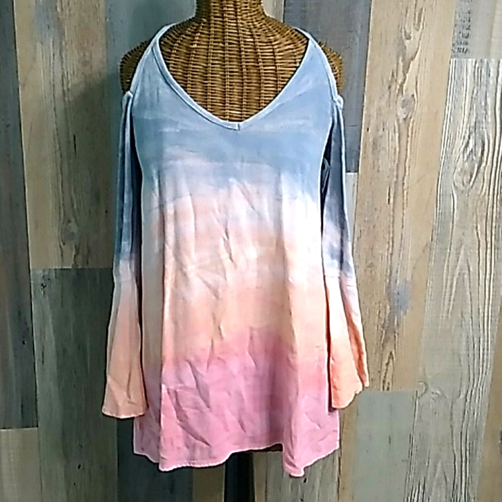 Hard Tail Ombre Cold-Shoulder V-Neck Tunic in Blue, Peach, Pink